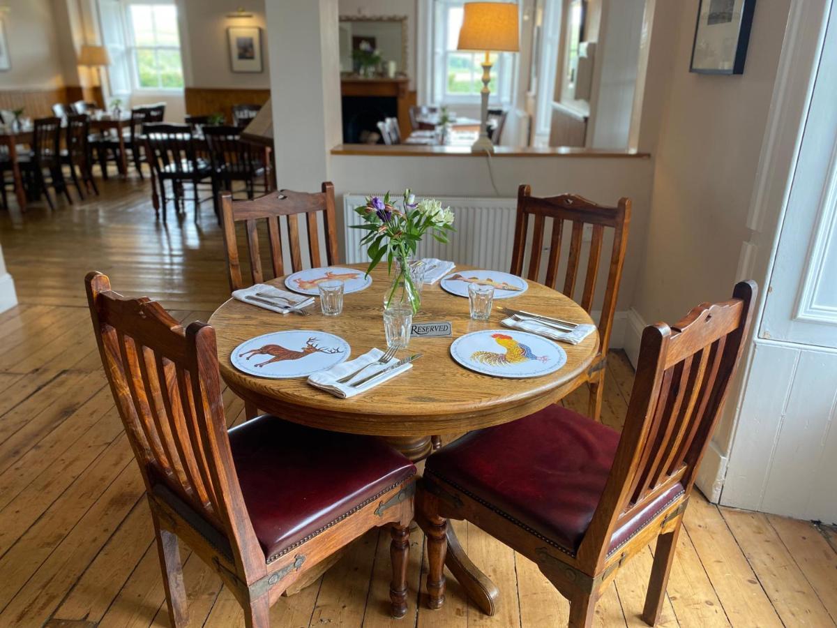 The Gordon Arms Restaurant With Rooms Yarrow Εξωτερικό φωτογραφία