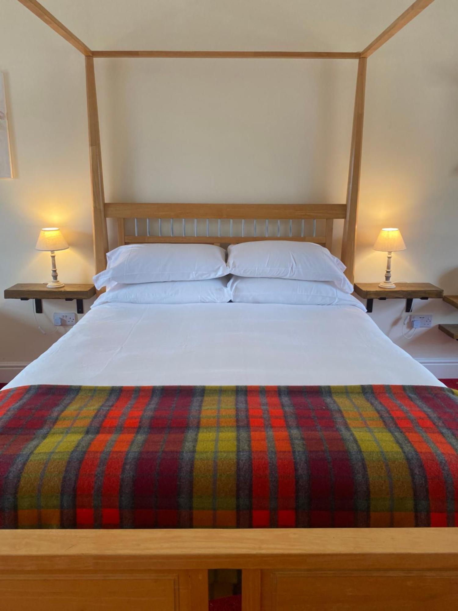 The Gordon Arms Restaurant With Rooms Yarrow Εξωτερικό φωτογραφία